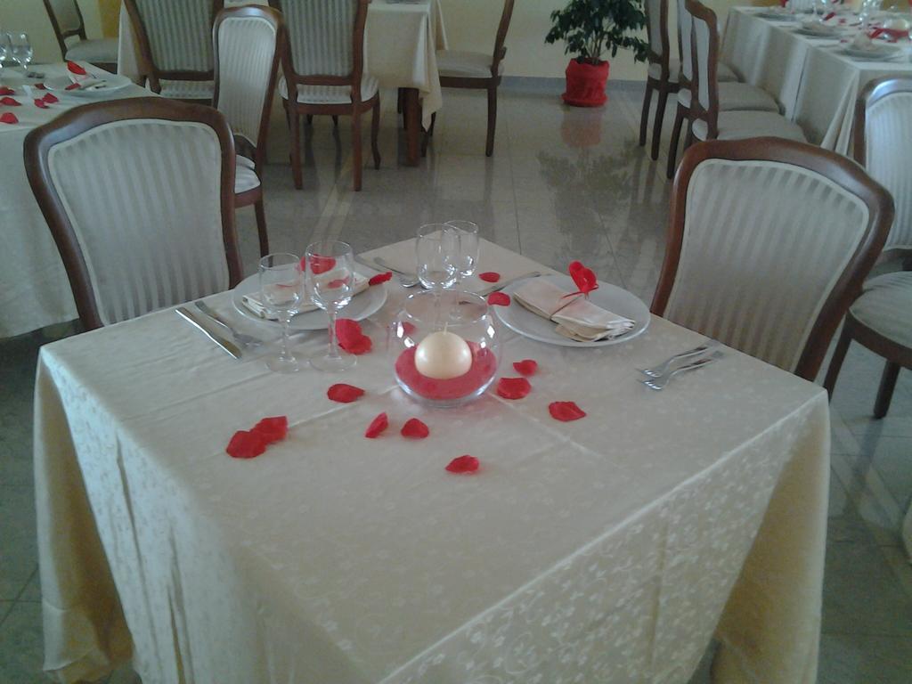 Hotel L' Anicre Варкатуро Екстериор снимка
